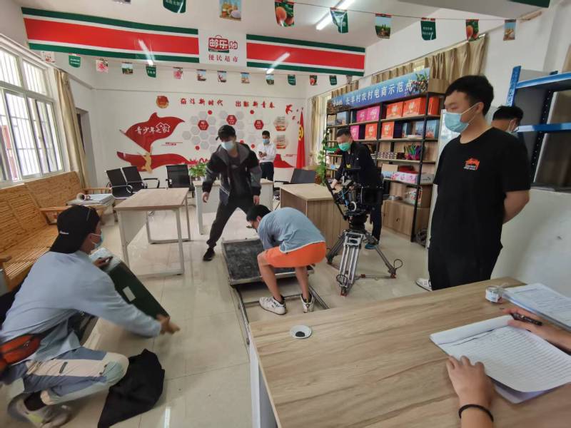 庐山区广告片拍摄公司：极简主义践行者，少即是多的视觉哲学